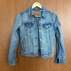 Levi’s Denim Jacket. Size XS